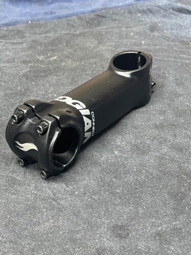 Giant Connect Stem 1 1/8 31.8mm 110mm 8 Degree Black Aluminum - Picture 2 of 7