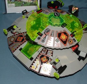SPACE, UFO,  ALIEN AVENGER SET NO. 6975 - LEGO - 1997 - USED