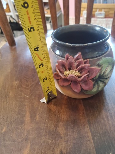 Old Patagonia Pottery Vase Waterlily 1989