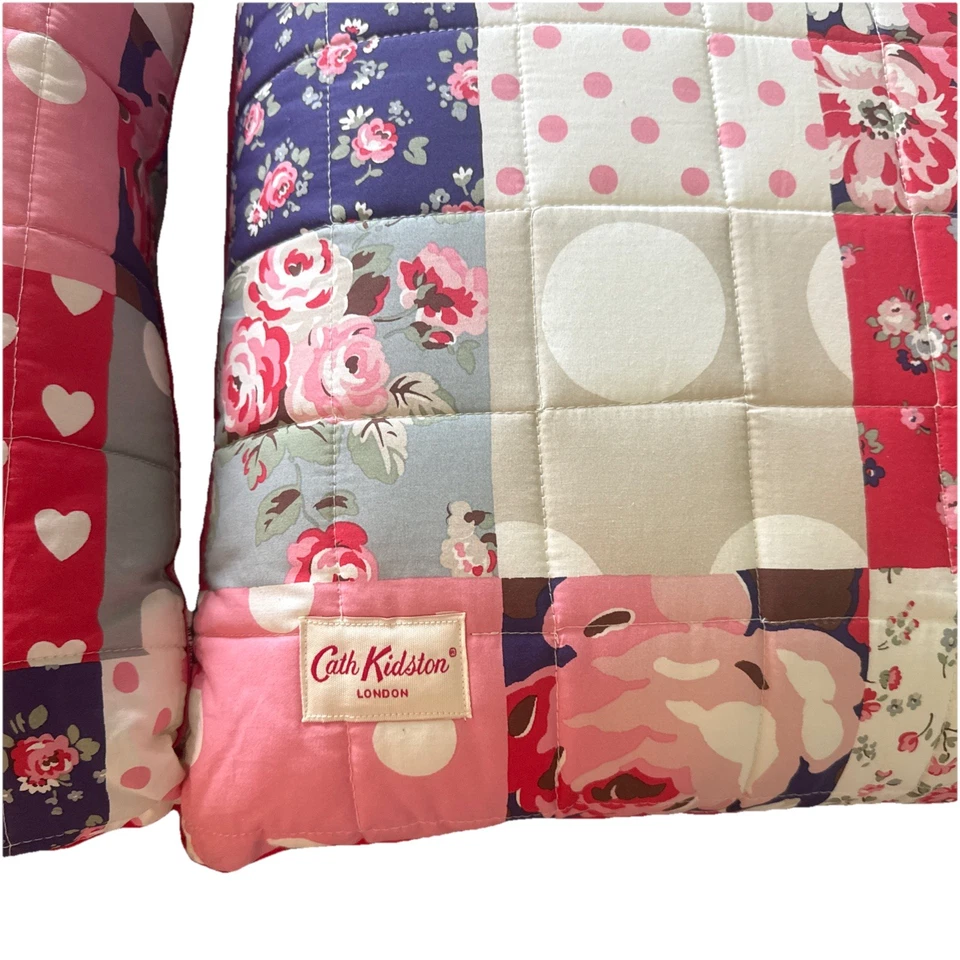 Juego de 2 ALMOHADAS Cath Kidston London Rubí Patchwork Cottage Roses Jumbo 24x24x6 Foto 4 de 4