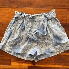 Jolie Joy Jeans Women's Paperbag Waist Shorts Blue Paisley Print Tie Size L