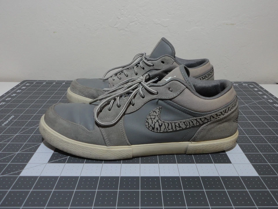 Air Jordan Retro V.1 Cool Gris Antracita Blanco Hombre Estampado Elefante Foto 3 de 4