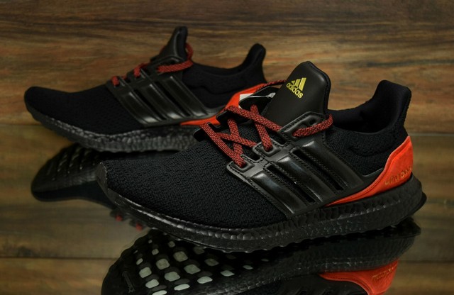 Men's shoes adidas UltraBOOST Dna Core Black/ Core Black/ Gold Metalic