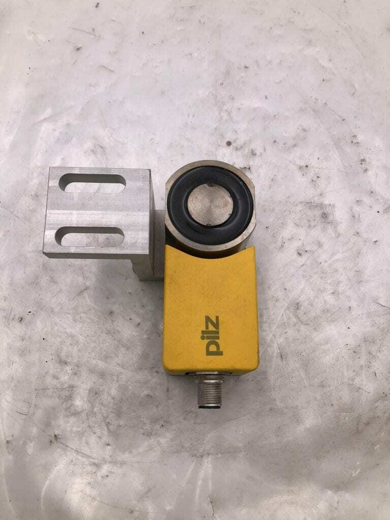 セレンページ PILZ PSENSL-0.5P 1.1 Safety Switch 24 VDC 570510 V1.3 | eBay