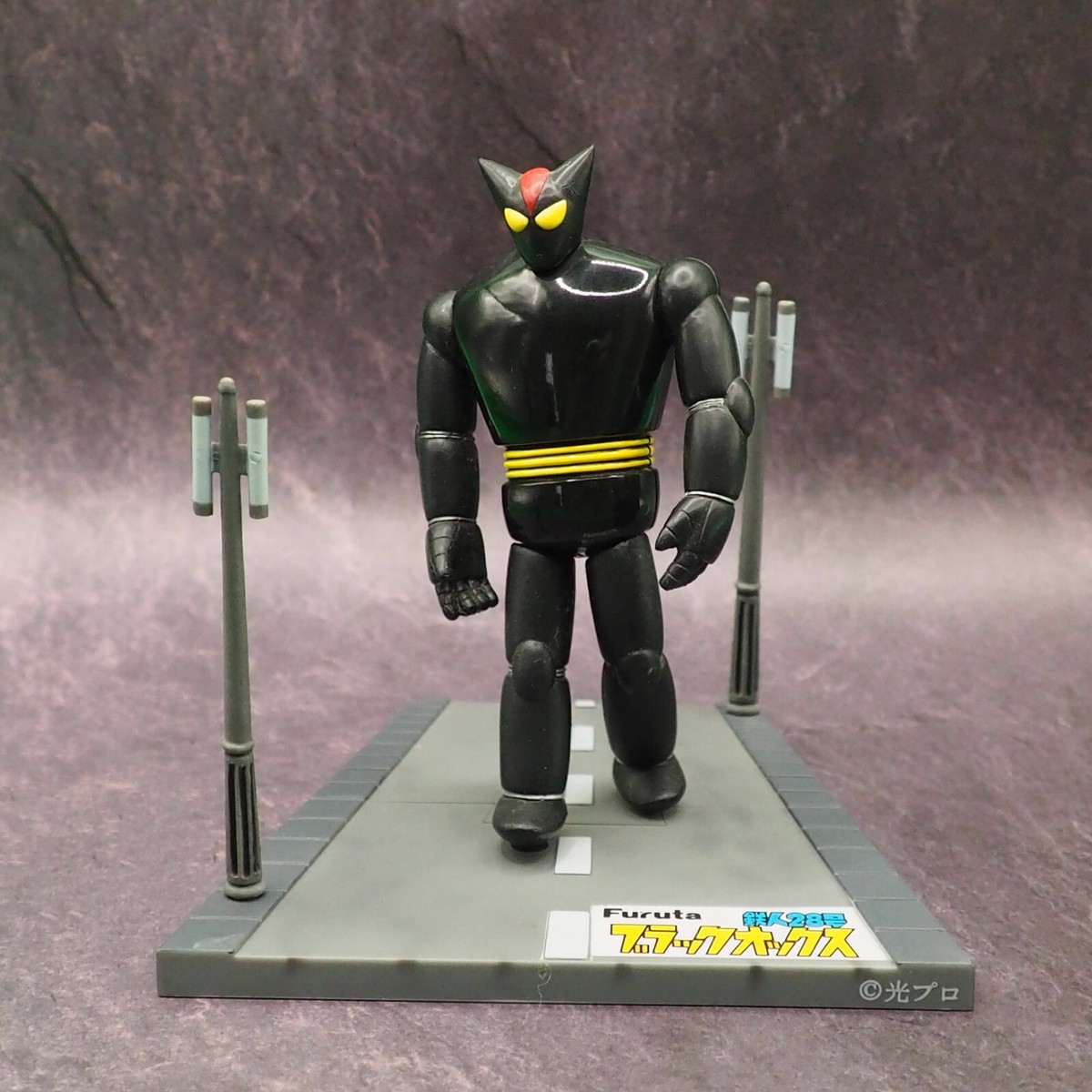 Black Ox Tetsujin 28 Mitsuteru Yokoyama Furuta Mini Figure