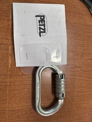Petzl OXAN Steel Carabiner Triact-Lock M72A TLA