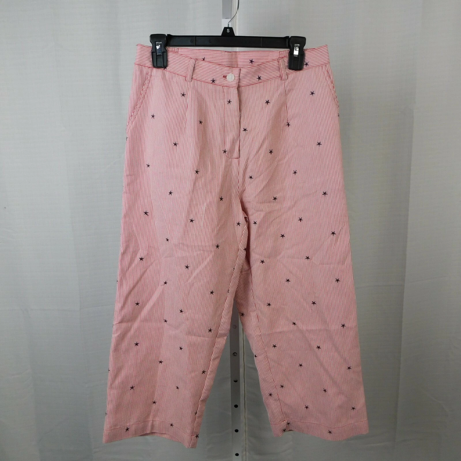 Sag Harbor Petite Embroidered Stars & Stripes Patriotic Capri Pants 10P Red
Opens in a new window or
