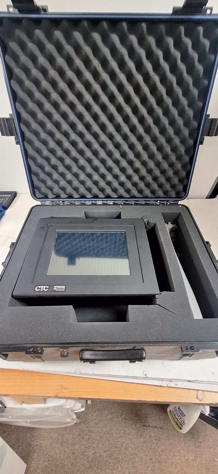 CTC Parker P21-2C2-A6-1D3 Operator Interface P2 Powerstation