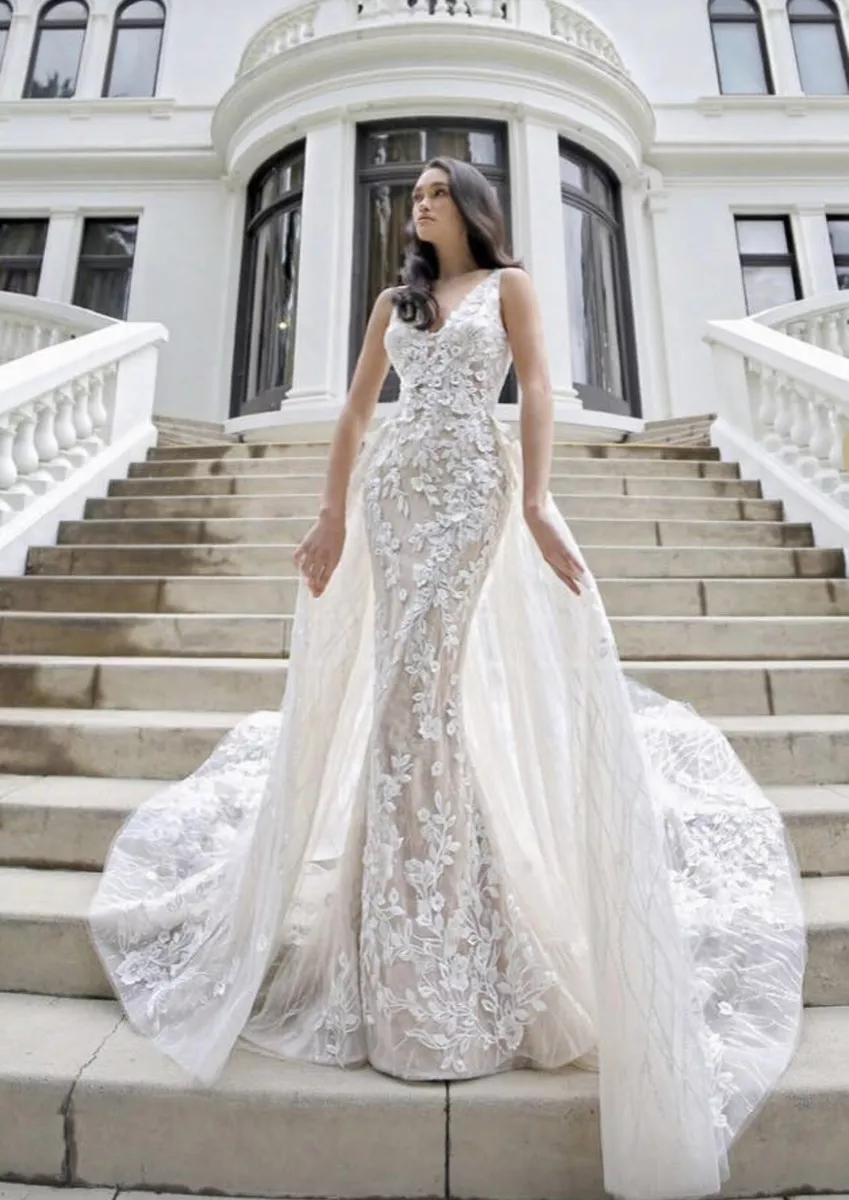 Enzoani beautiful top