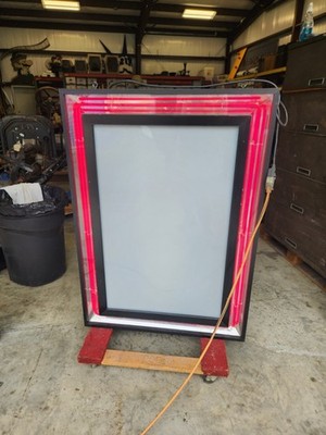 Lighted Frame for movie posters or pictures