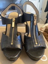 MICHAEL Michael Kors Black Berkley Mid Platform TStrap Sandal Women Gold Zip 6.5