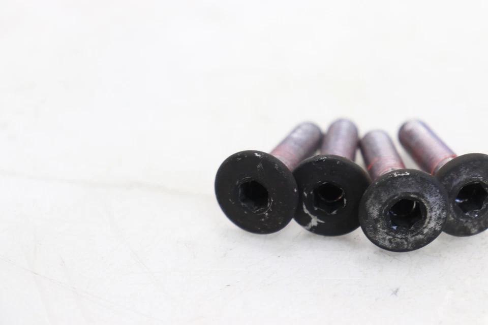 11-20 KAWASAKI NINJA ZX10R ОРИГИНАЛЬНЫЕ БОЛТЫ ЗАДНЕГО ТОРМОЗА РОТОРА ДИСКОВЫЙ АППАРАТНЫЙ ВИНТ - Изображение 2 из 4