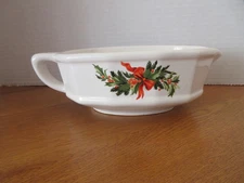 CHRISTMAS HERITAGE Pfaltzgraff Gravy Boat