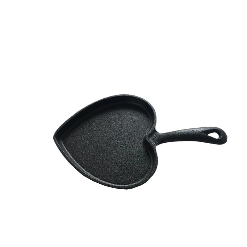 Mini Heart-shaped Uncoated Cast Iron Omelette Pan Baking Tray