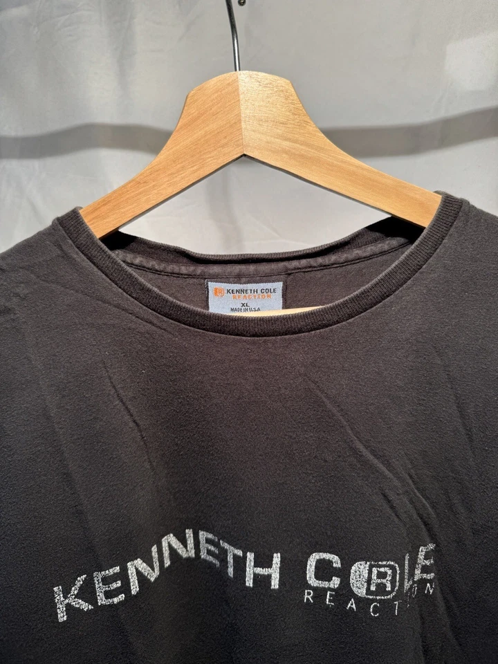 Camiseta DE COLECCIÓN Kenneth Cole Reaction Para Hombres Cuello Redondo Talla XL Negra  Foto 4 de 4