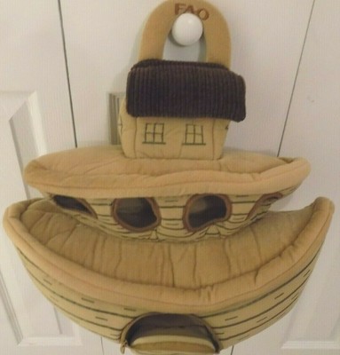 fao schwarz noah's ark