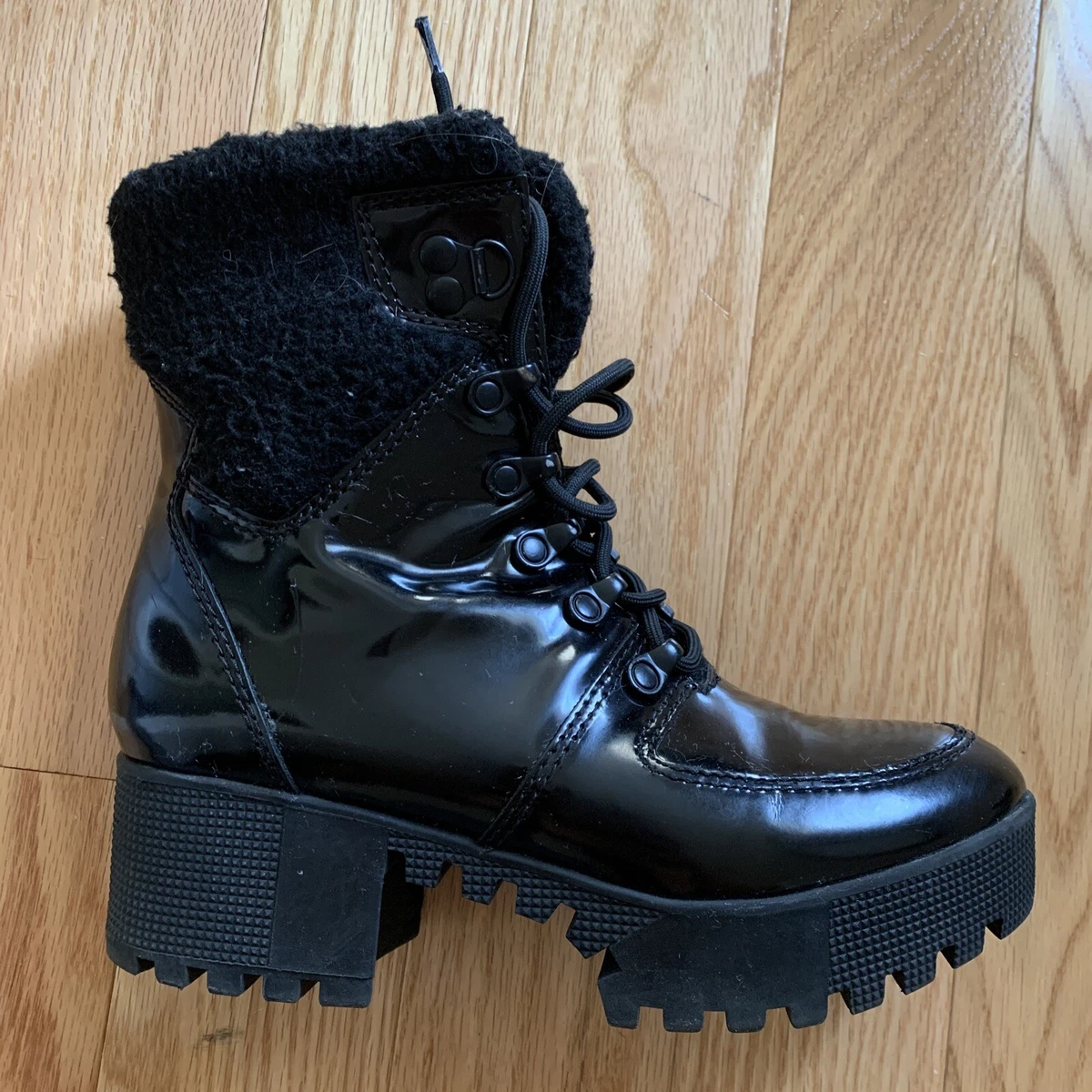 women's Kendall and Kylie Combat 6 1/2