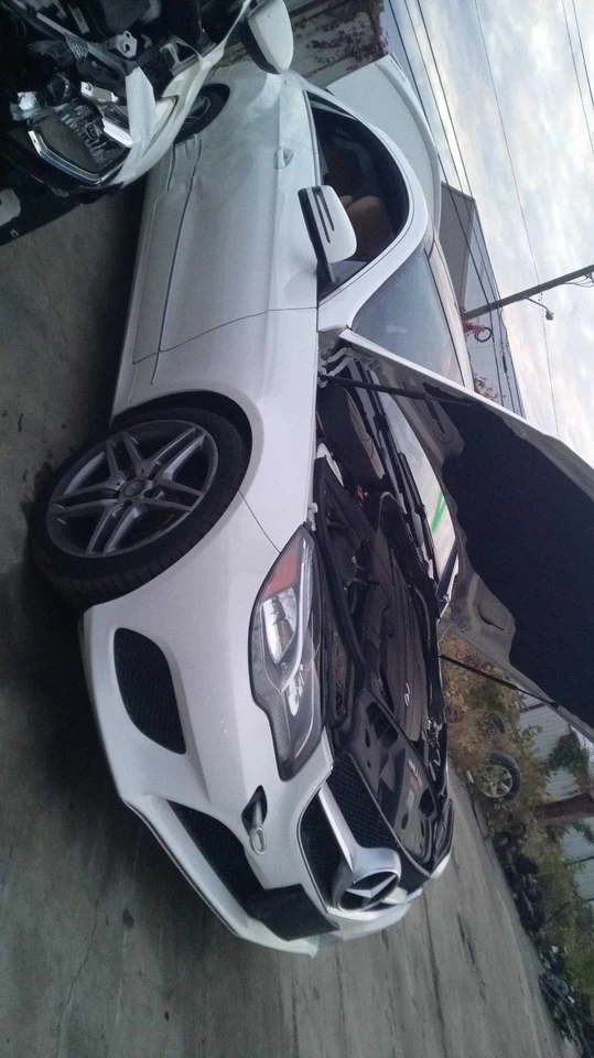 2015 Mercedes-Benz E-Class Rack and Pinion Assembly OEM 91K Miles White Foto 2 de 4