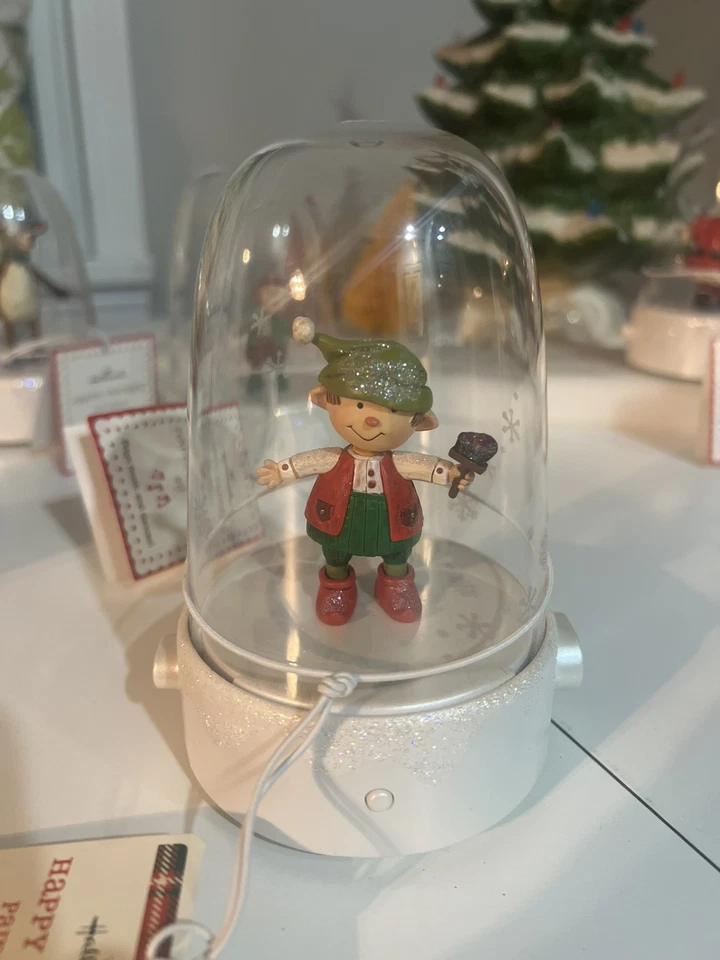 Hallmark Happy Tappers COMPLETE SET 5 Painter Elf, Reindeer,Snowman, Santa Tags - Image 2 of 4