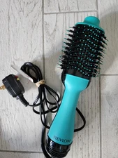 REVLON One-Step Volumizer Hair Dryer and Hot Air Brush frizz free Mint RVDR5222