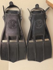 Vintage US. Divers Rocket Fin Black Rubber Scuba Fins Made in the USA