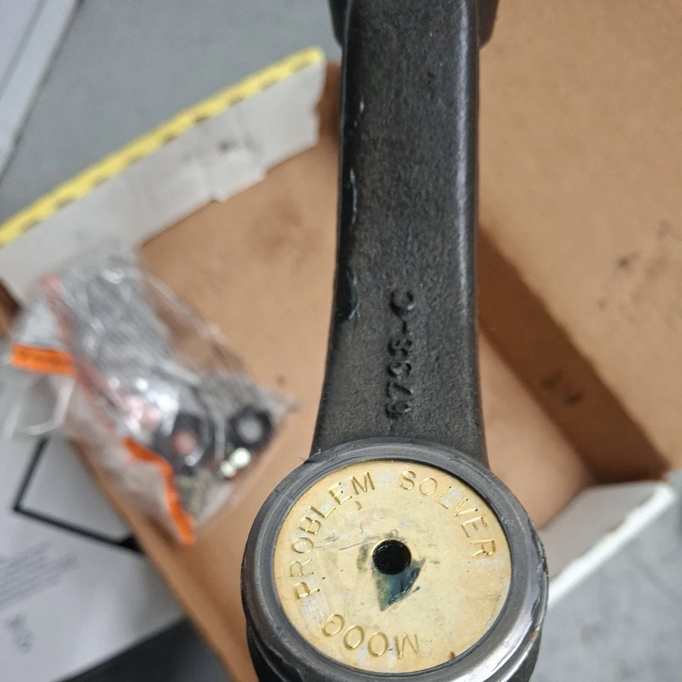 MOOG K6331 Idler Arm For 88-91 Chevrolet GMC C1500 C2500 C3500 K1500 - Image 4 of 4