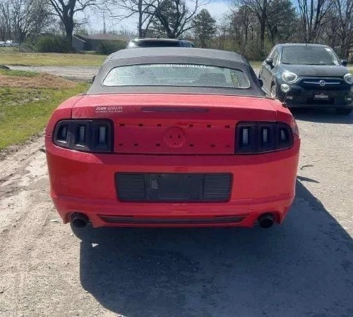 1996-2004 Ford Mustang Right Front Passenger Driver Spindle Knuckle OEM — 第 3/4 张图片