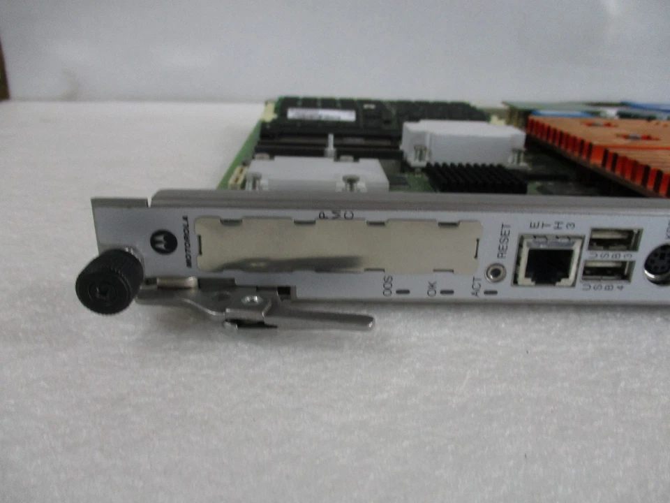 Motorola Ericsson ATCA7221 PENT/ATCA-7221/2G-DP2800-FC ATCA-7221/2G/6E, TLA - Image 3 of 4