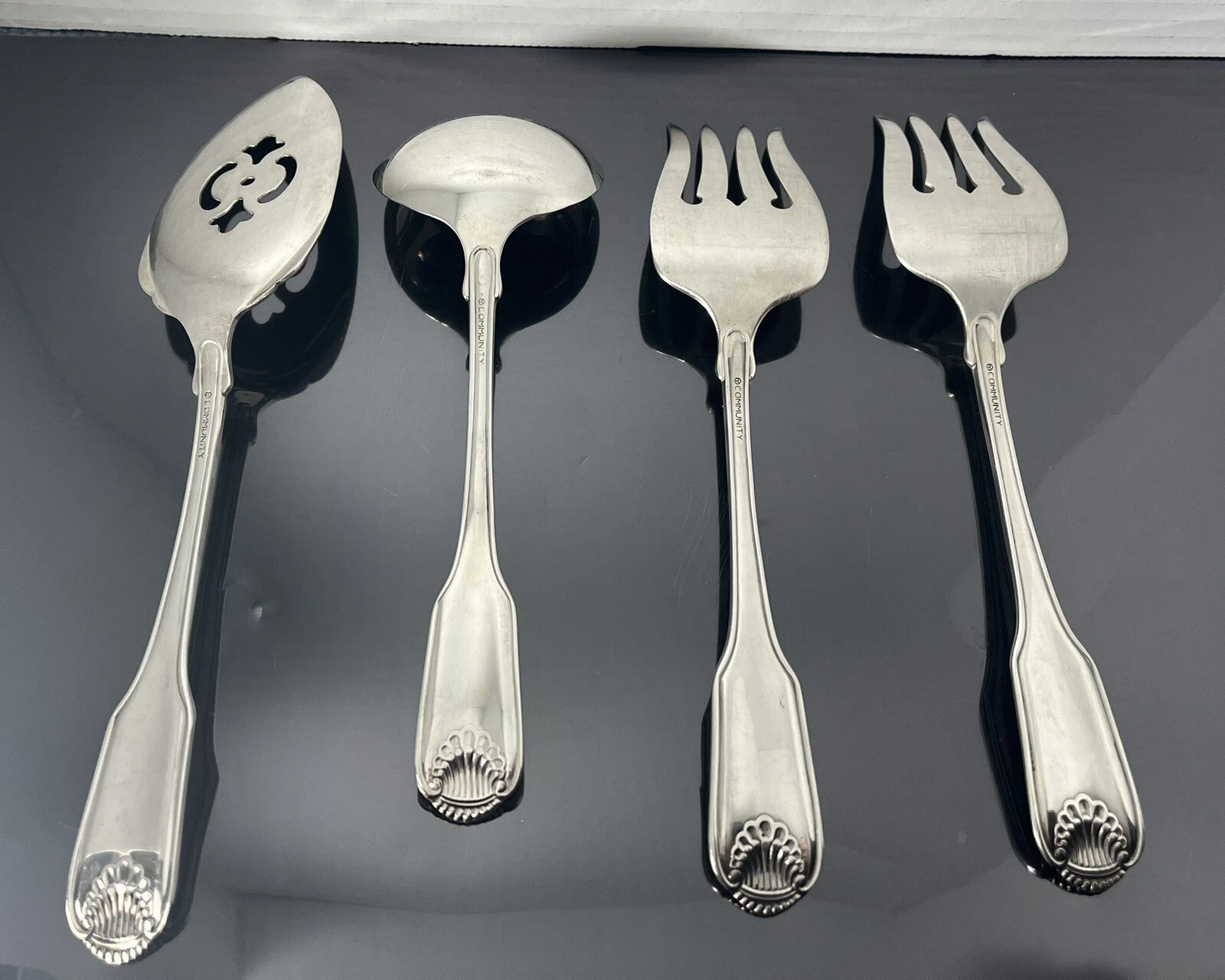 ONEIDA COMMUNITY Silver Shell 1978 Silverplate 4 Serving Set