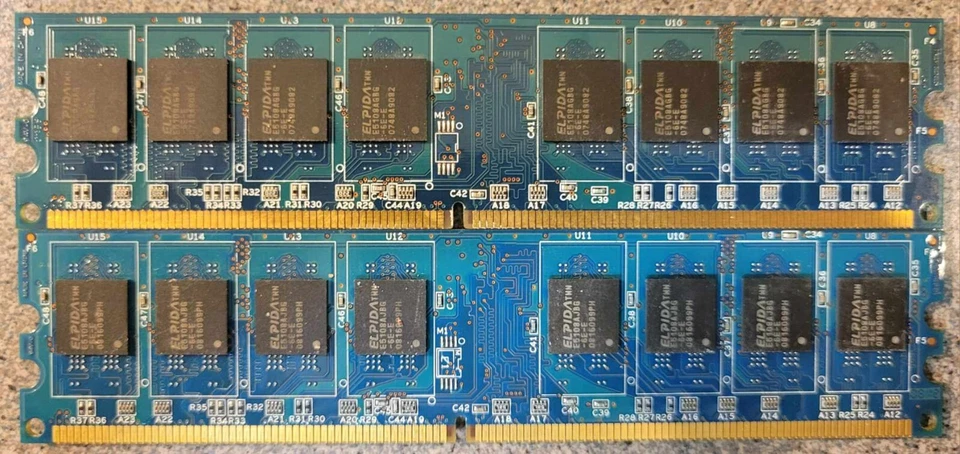 2x 1GB (2GB total) Ramaxel 2RX8 DDR2 PC2-5300U RML1320EJ38D7W-667 Memory - Image 4 of 4