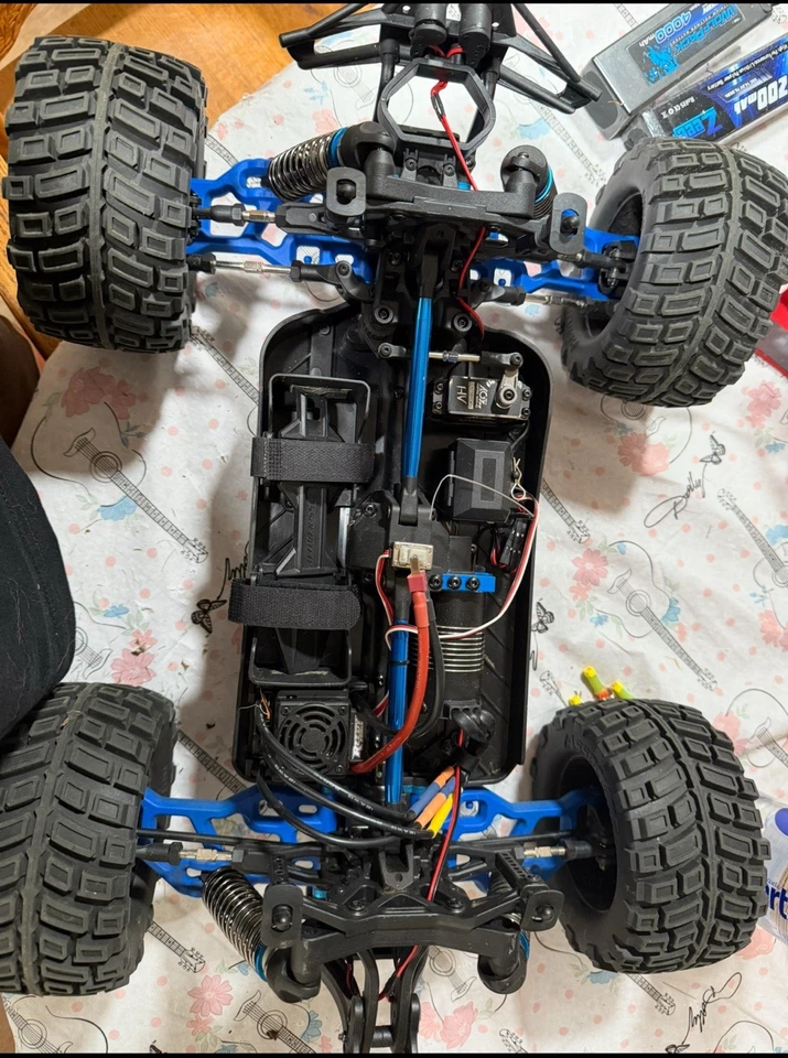 Equipo asociado rival MT8 de 4 meses con varias actualizaciones y accesorios Foto 2 de 4