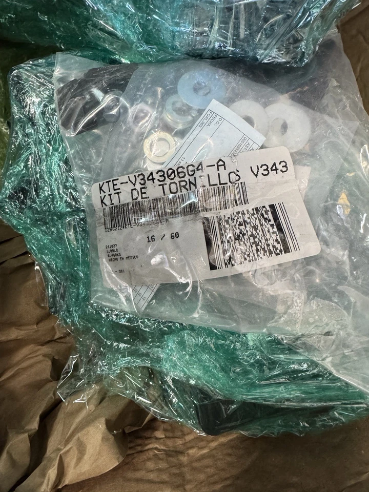 Go Rhino 6943066 V-Series V3 Aluminum & RB Slim Side Steps Mounting Bracket Kit - Image 4 of 4