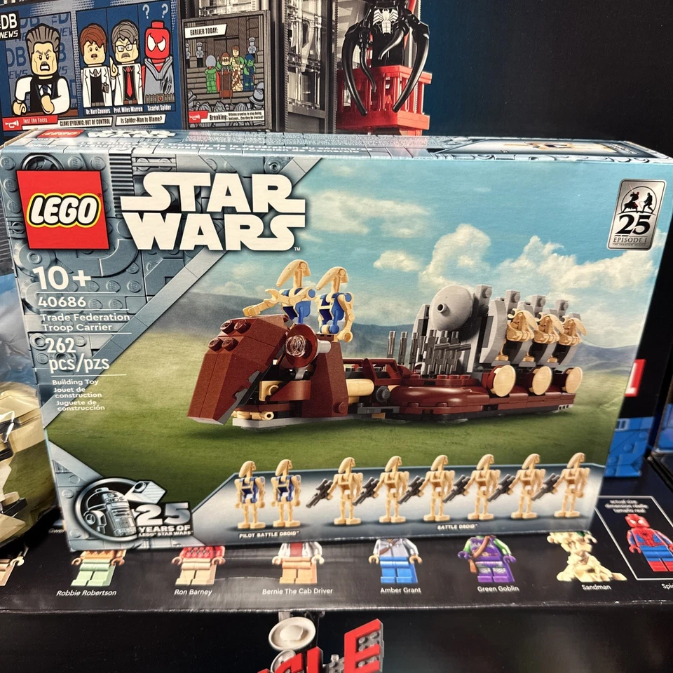 LEGO Star Wars Trade Federation Troop Carrier 40686 W/ AAT & Promo Coin - New ! - Image 2 of 4