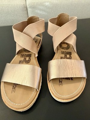 Sorel Ella Sandals Size 9 Rose Gold Metallic Leather Cross Strap Gladiator