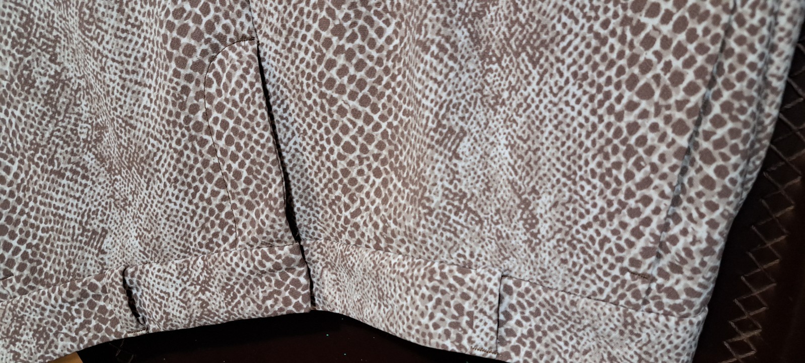 Banana Republic pre-owned slim &thin pants size 2 thumbnail 7