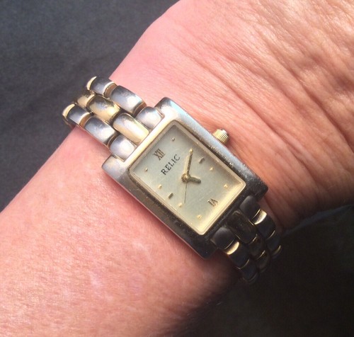 Vintage Relic Womens Two Tone Quartz 