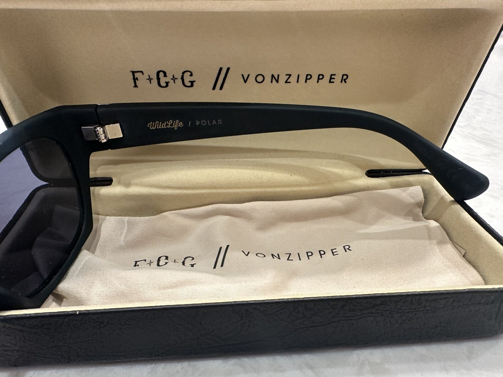 VonZipper Stray Sunglasses Black Satin / Grey Lens Wildlife Polarized Lens