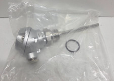 NEW IN BAG JUMO SCREW-IN RTD TEMPERATURE PROBE W/ FORM J TERMINAL HEAD 00055693