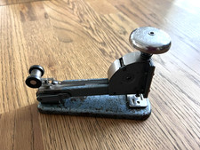 Vintage VANGUARD Type No. 4 Desktop Stapler for spares or repair