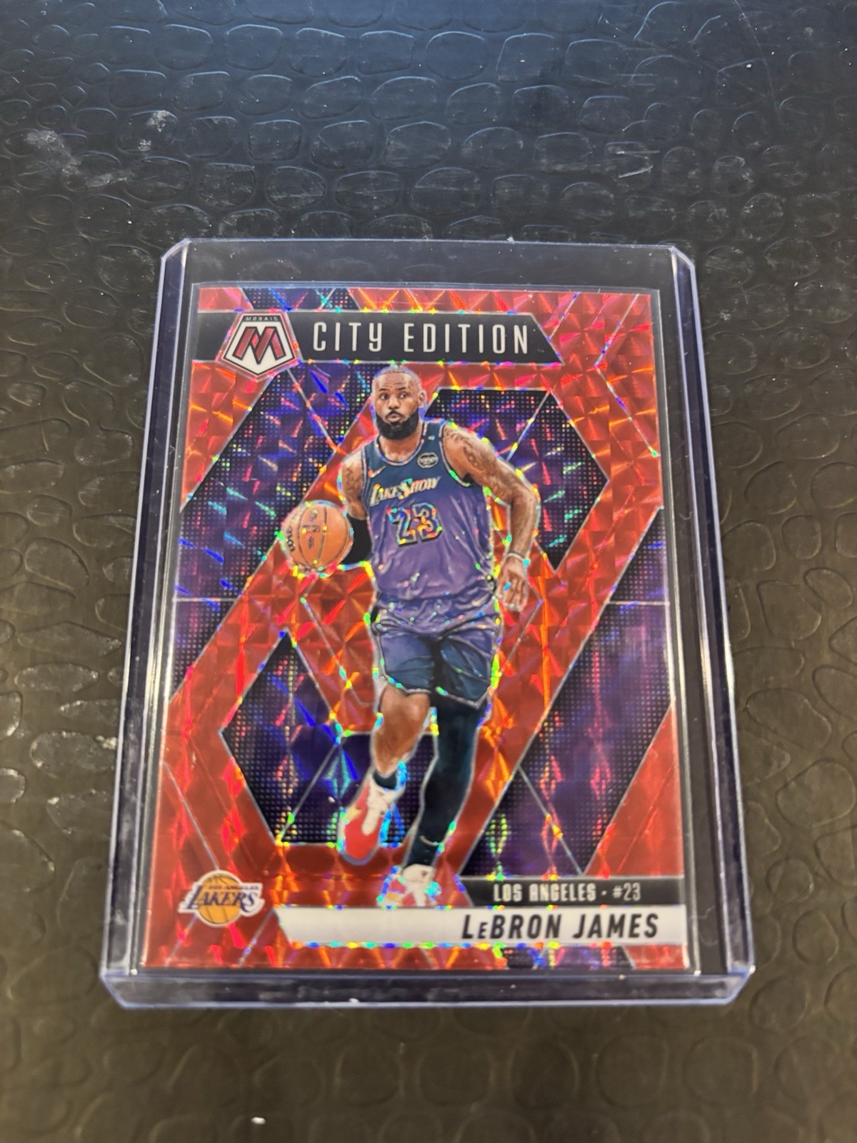 LEBRON JAMES 2024-25 MOSAIC CITY EDITION RED MOSAIC PRIZM LAKERS