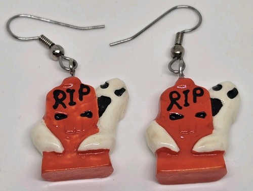 VINTAGE HAND PAINTED HALLOWEEN RIP HEADSTONE GHOST DANGLE EARRINGS