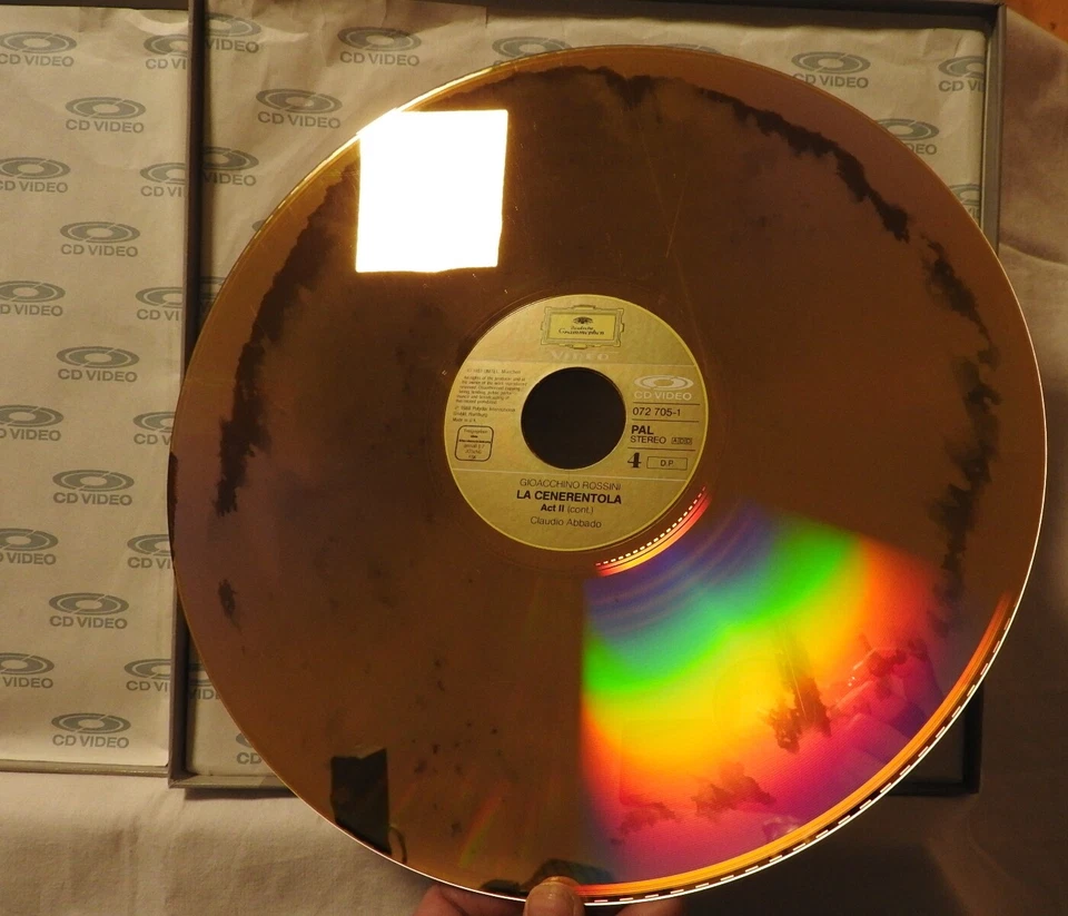 CD Video - Rossini - La Cenerentola - Ponnelle - Deutsche Grammophon - Bild 4 von 4