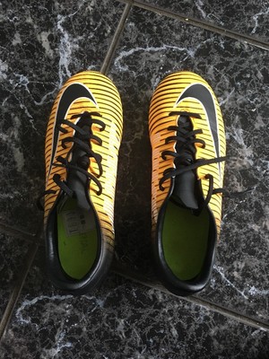 nike mercurial tiger