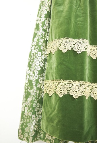 Dirndl sehr lang 90er neuwertig grün Goldfaden Stickerei mit Samt Schürze Gr.34 - Bild 7 von 10