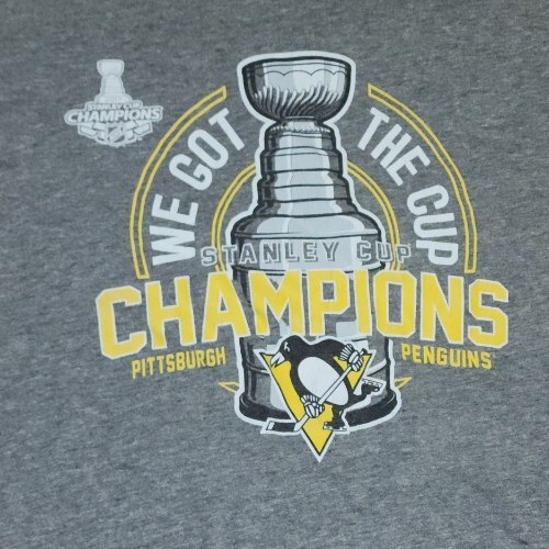 Camiseta NHL Pittsburgh Penguins 2017 Stanley Cup Champions "WE GOT THE CUP" TALLA L - Imagen 2 de 3