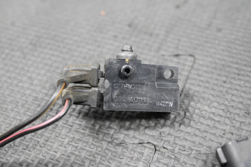 2009 HONDA CRF450X 08-17 EMBREAGEM SEGURANÇA KILL OFF INTERRUPTOR FIAÇÃO 35130-MEY-A20 - Imagem 2 de 4