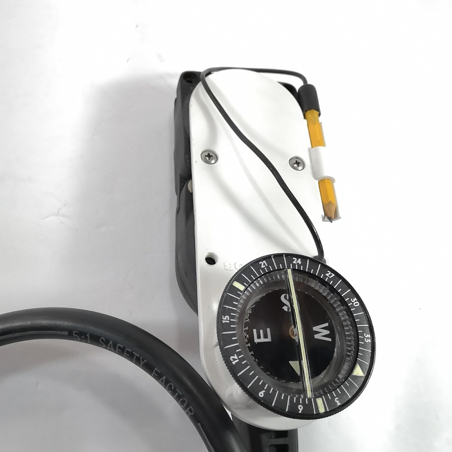 COMPAS DE PLONGÉE Uwatec Deluxe Montre Neuf Cadran Lumineux 15" EUR 57