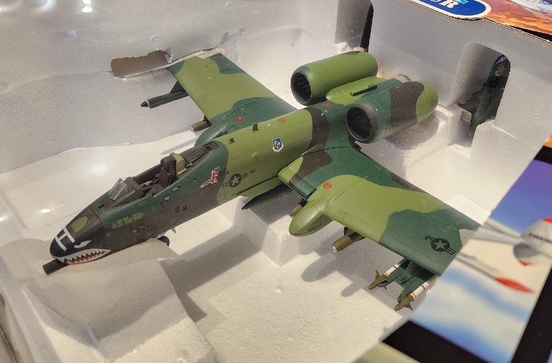 Franklin Mint Armour Collection 1/48 A10 WARTHOG B11E921 | eBay