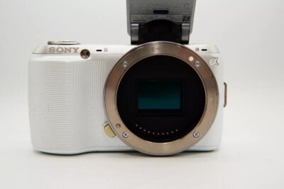 Sony Nex C3 Nex-C3D S Digital Single Lens Reflex Camera White Lens