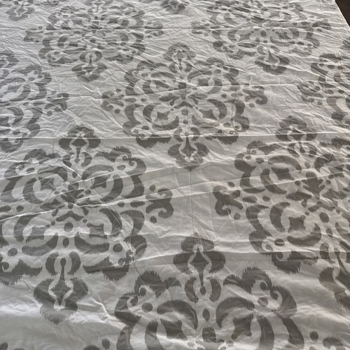 Pottery Barn Dorm Queen Duvet Cover 2 Standard Shams Ikat Gray White Reverisible - Picture 6 of 15